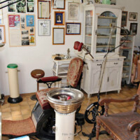 Praxis des Dentisten Kurt Mühmler  | © Triestingtaler Heimat und Regionalmuseum Weissenbach, Foto: PeterS Dentistenpraxis Kurt Mühmler