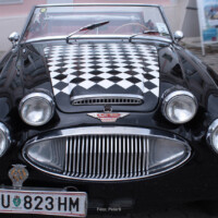 Der "Jaguar Daimler Owners Sports and Touring Car Club" zu Gast im Museum (Mai 2026) | © Triestingtaler Heimat und Regionalmuseum Weissenbach, Foto: PeterS JDOST Besuch 2026